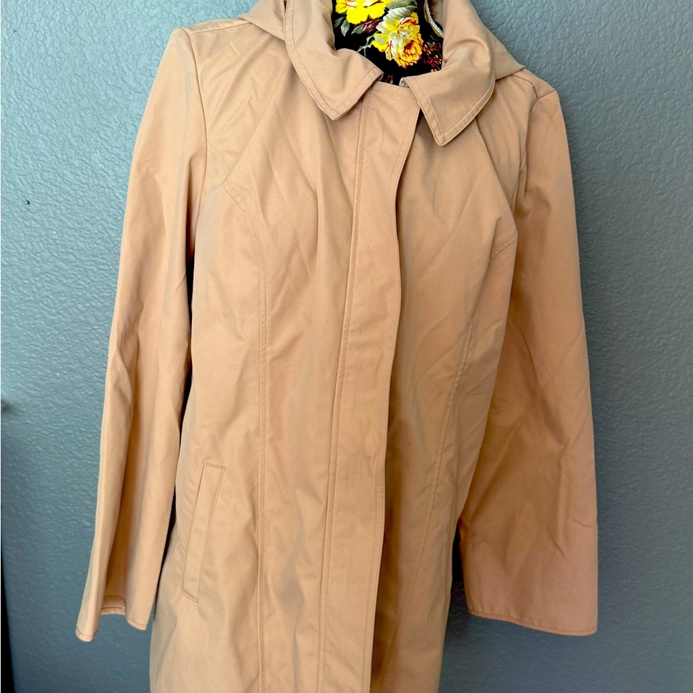 Dennis Basso waterproof coat with a hood that zips on and off